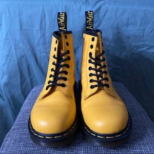 Dr. Martens 1460 Yellow Smooth